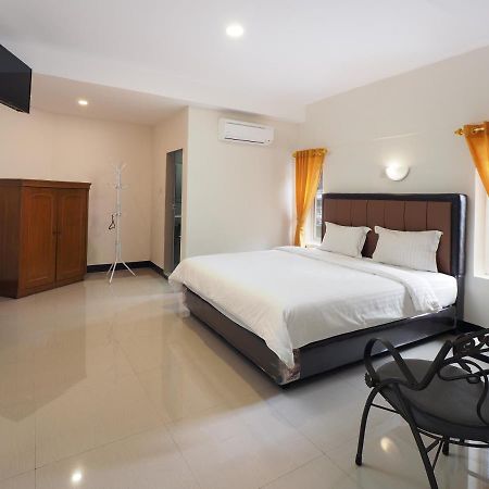 New Gentala Hotel Medan Exteriör bild