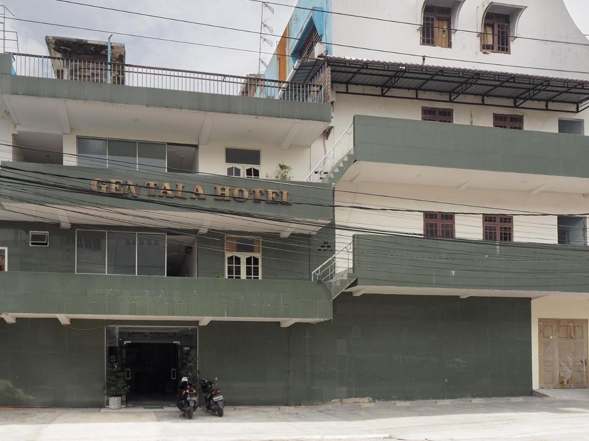 New Gentala Hotel Medan Exteriör bild
